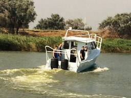 Construction of any sailing and motor boats with aluminum hulls.