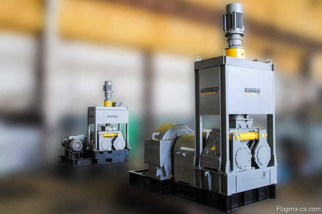 Roller press for peat briquetting
