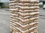 Sacs de 15 kg contenant des granulés de bois de pin - photo 1
